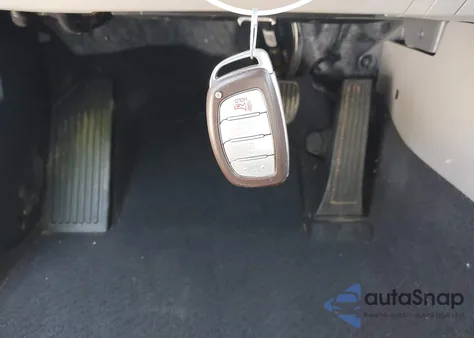 2016 Hyundai Sonata Hybrid Limited из США, поврежденный, VIN KMHE34L16GA008452